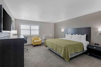 quality inn kettleman city near hwy 41