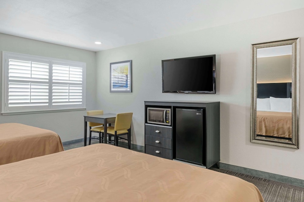 quality inn kettleman city near hwy 41