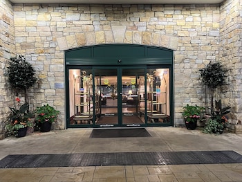 comfort inn and suites