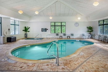 comfort inn and suites