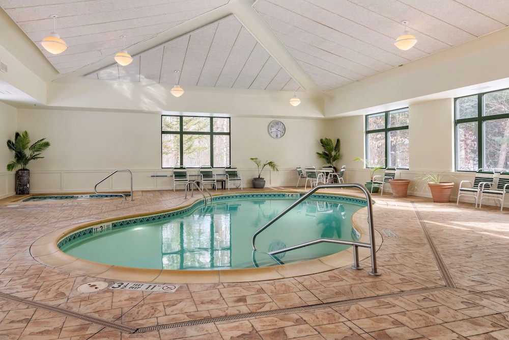 comfort inn and suites