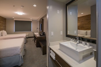 the row hotel bw signature collection