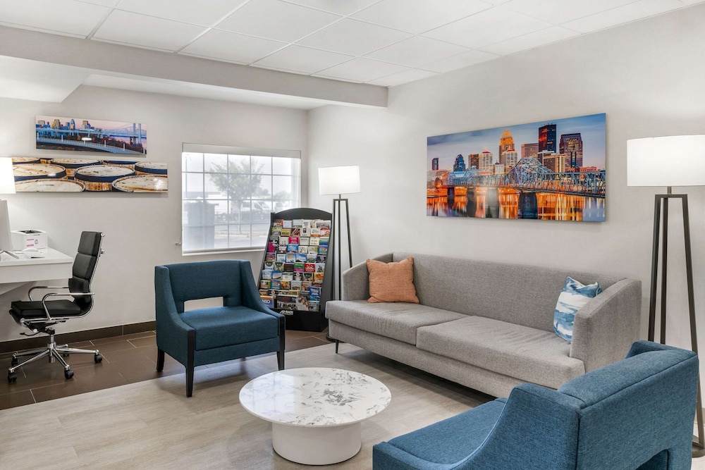 comfort inn and suites louisville airport fair and expo