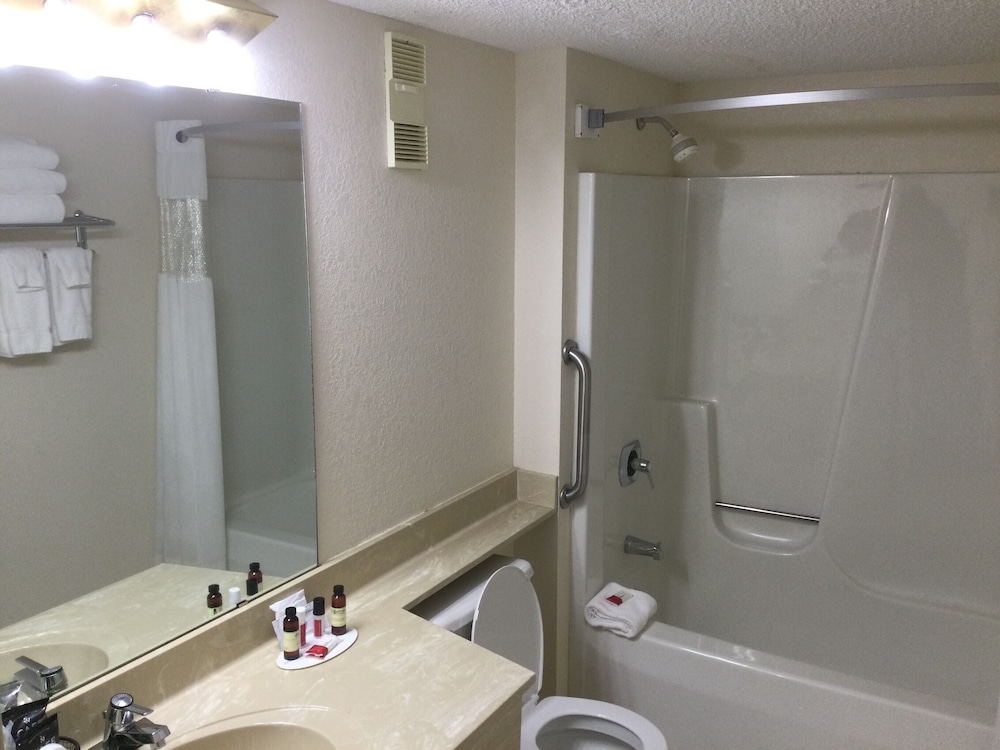 the hotel ojibway trademark collection by wyndham