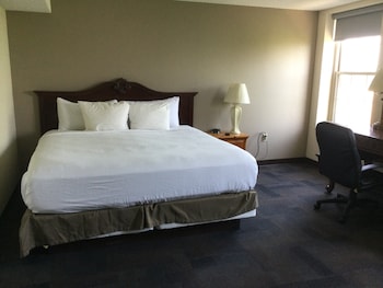 the hotel ojibway trademark collection by wyndham