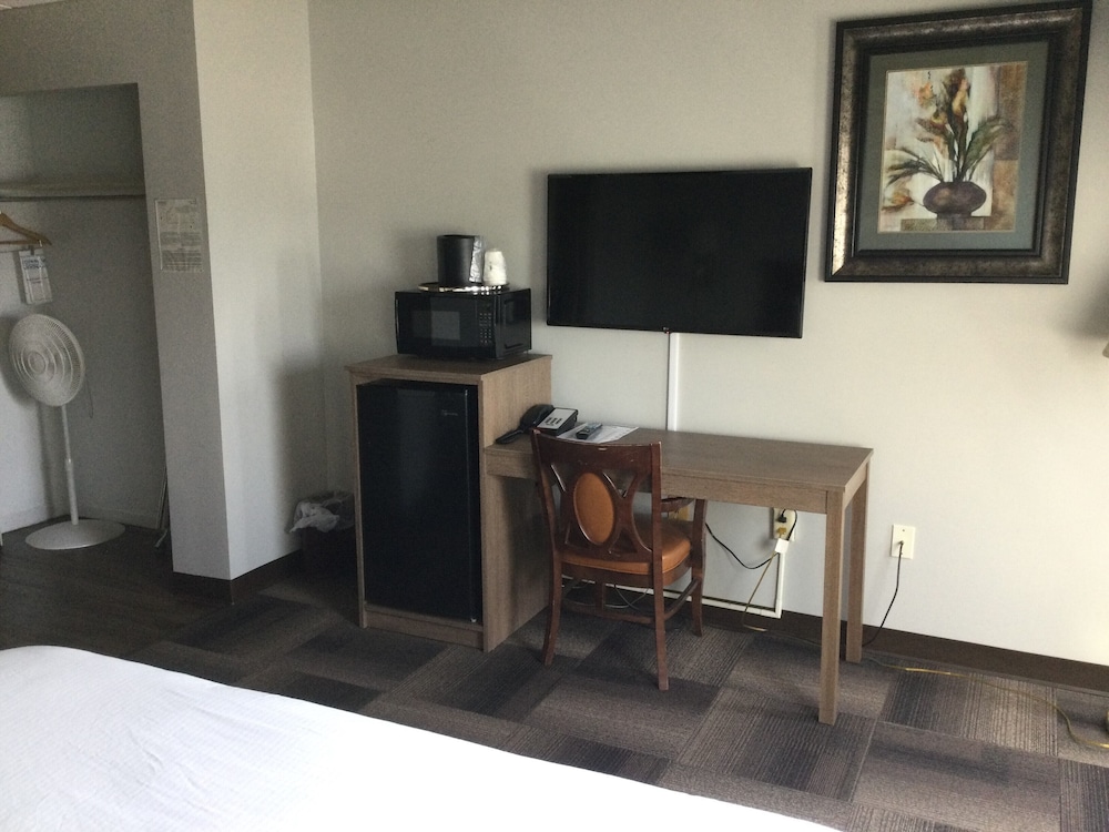 the hotel ojibway trademark collection by wyndham