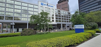 wyndham rochester downtown