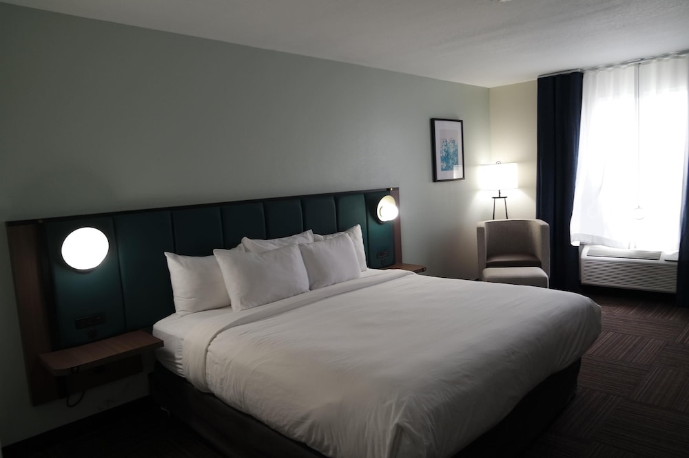 wingate by wyndham kings bay naval base