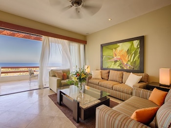 alegranza luxury resort all master suite