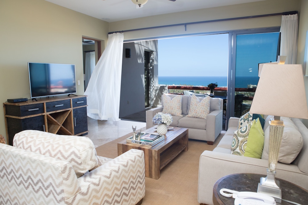 alegranza luxury resort all master suite