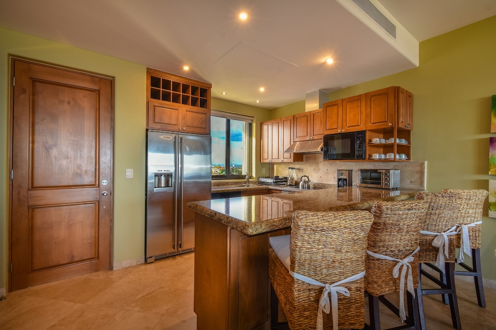 alegranza luxury resort all master suite