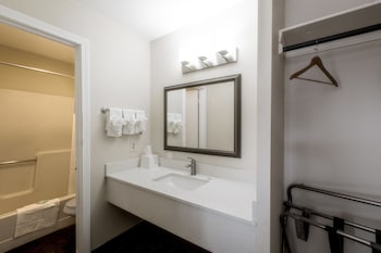 super 8 by wyndham williams west route 66 grand canyon area