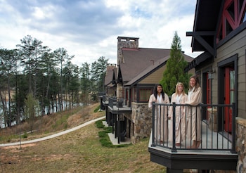 lanier islands legacy lodge