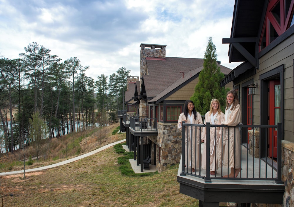 lanier islands legacy lodge