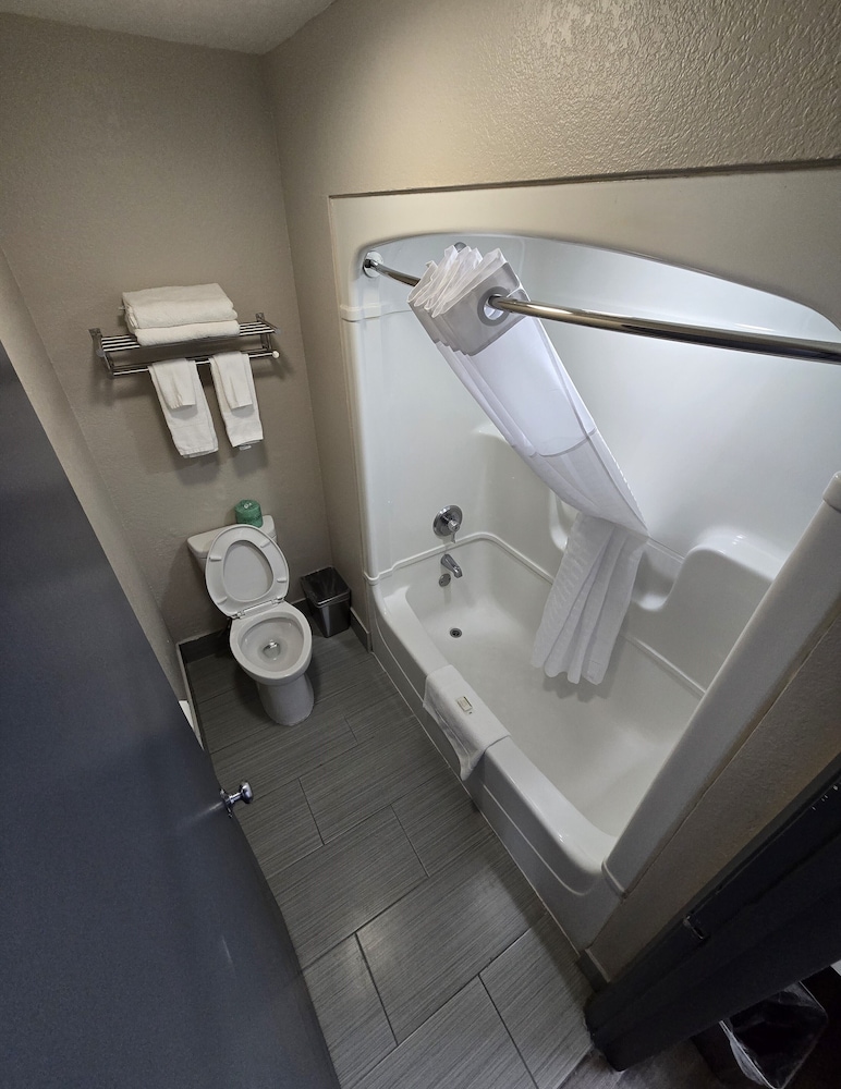 days inn by wyndham wichita falls