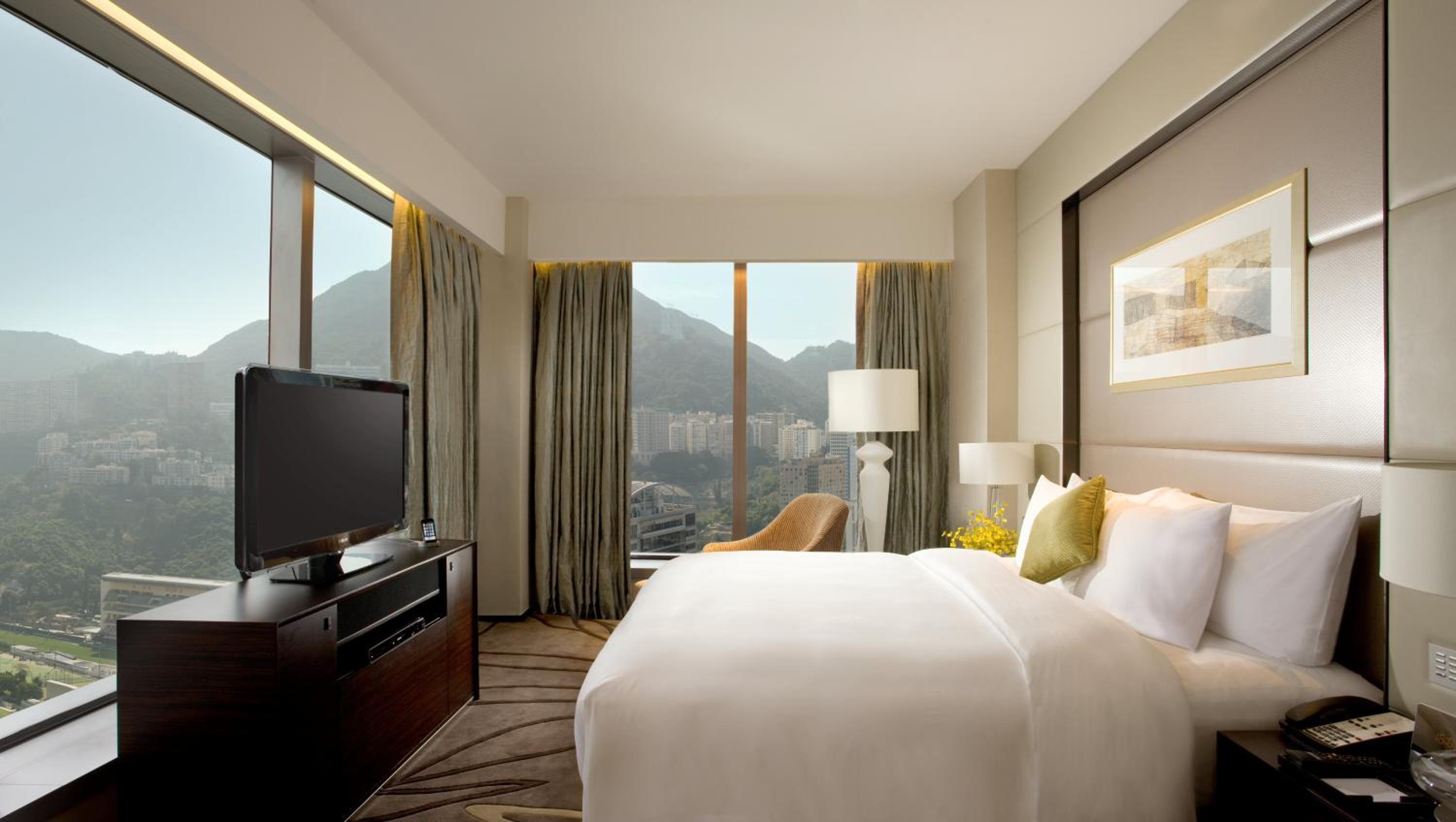 crowne plaza hong kong causeway bay by ihg