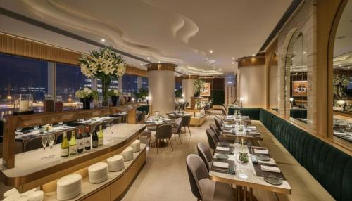 crowne plaza hong kong causeway bay by ihg