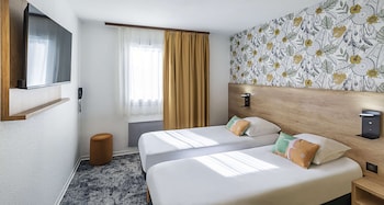 ostal pau universite sure hotel collection by best western