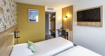 ostal pau universite sure hotel collection by best western