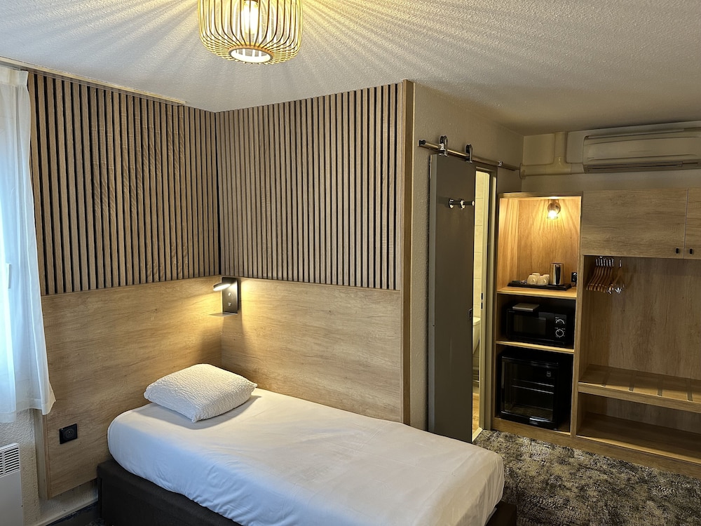 ostal pau universite sure hotel collection by best western