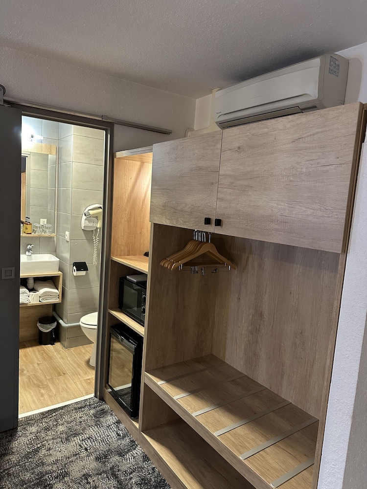 ostal pau universite sure hotel collection by best western