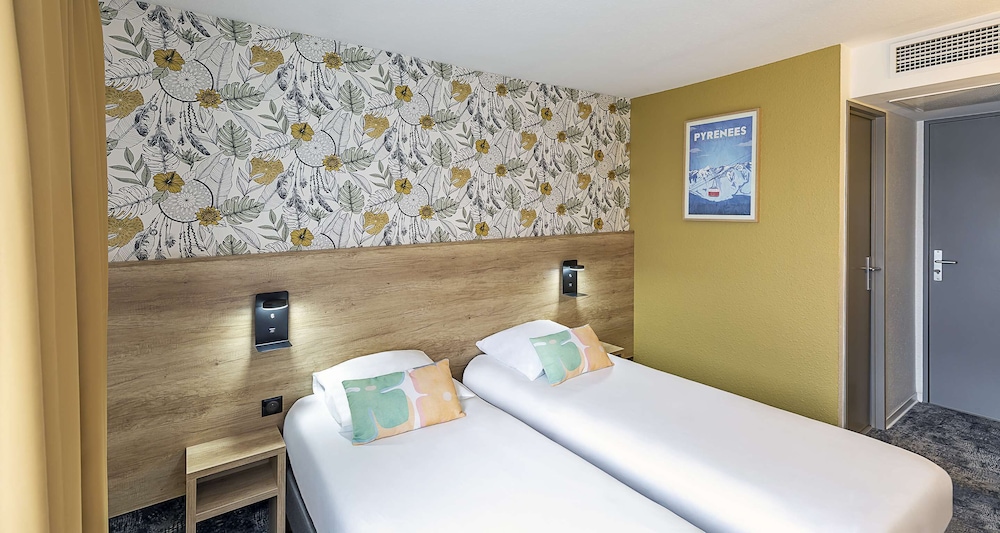 ostal pau universite sure hotel collection by best western