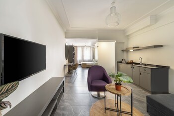 alp pasa hotel special class