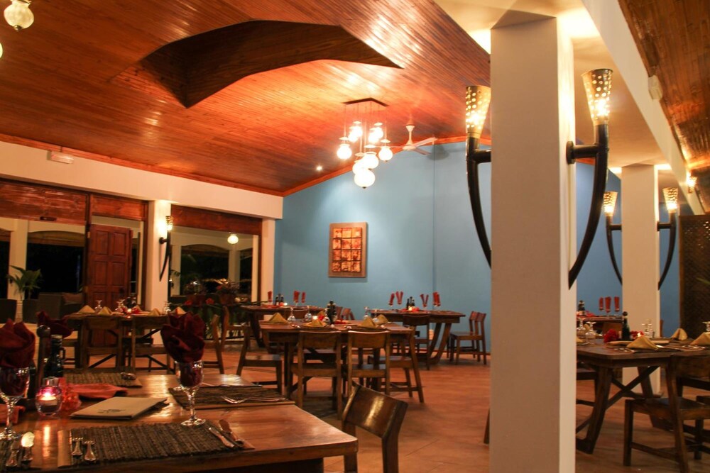 hotel cote dor lodge