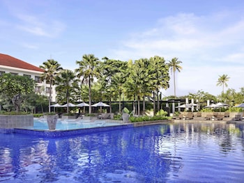 grand mercure bali seminyak