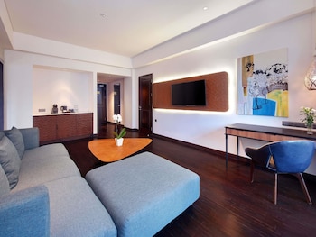 grand mercure bali seminyak