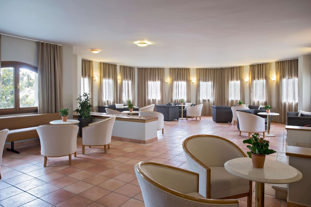 eretria hotel and spa resort