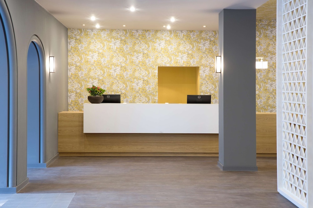 eretria hotel and spa resort