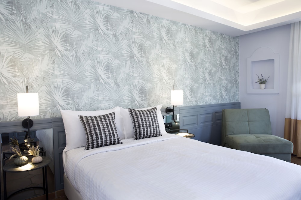 eretria hotel and spa resort