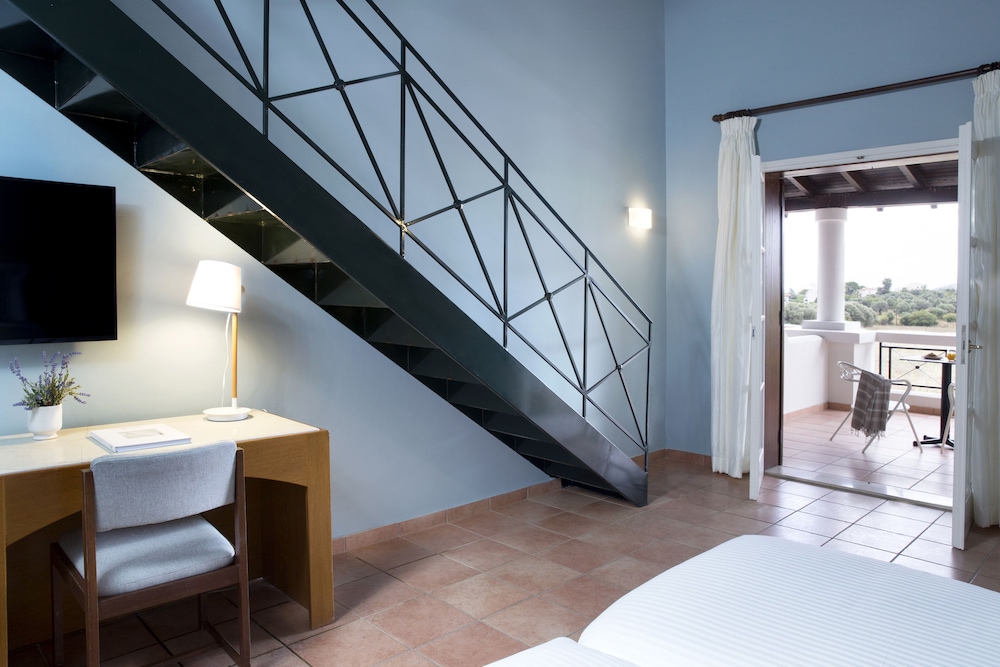 eretria hotel and spa resort