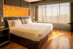 boulevard suites hotel