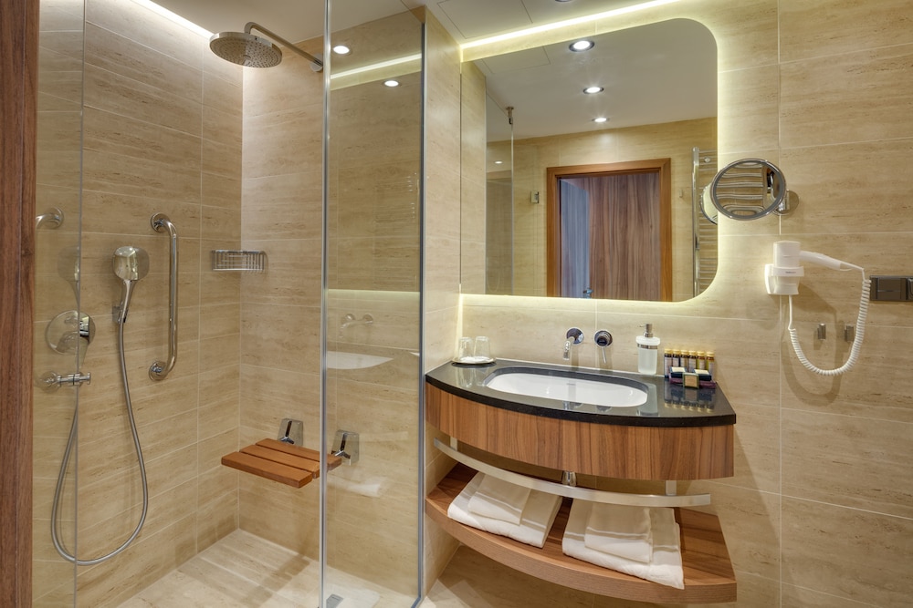 esplanade health spa hotel