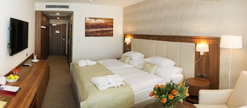 esplanade health spa hotel