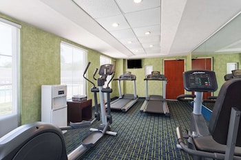 wyndham garden monterrey aeropuerto