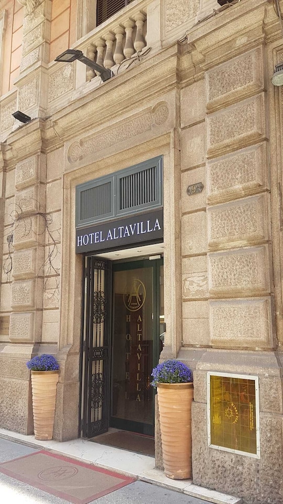 hotel altavilla rome