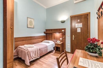 hotel altavilla rome