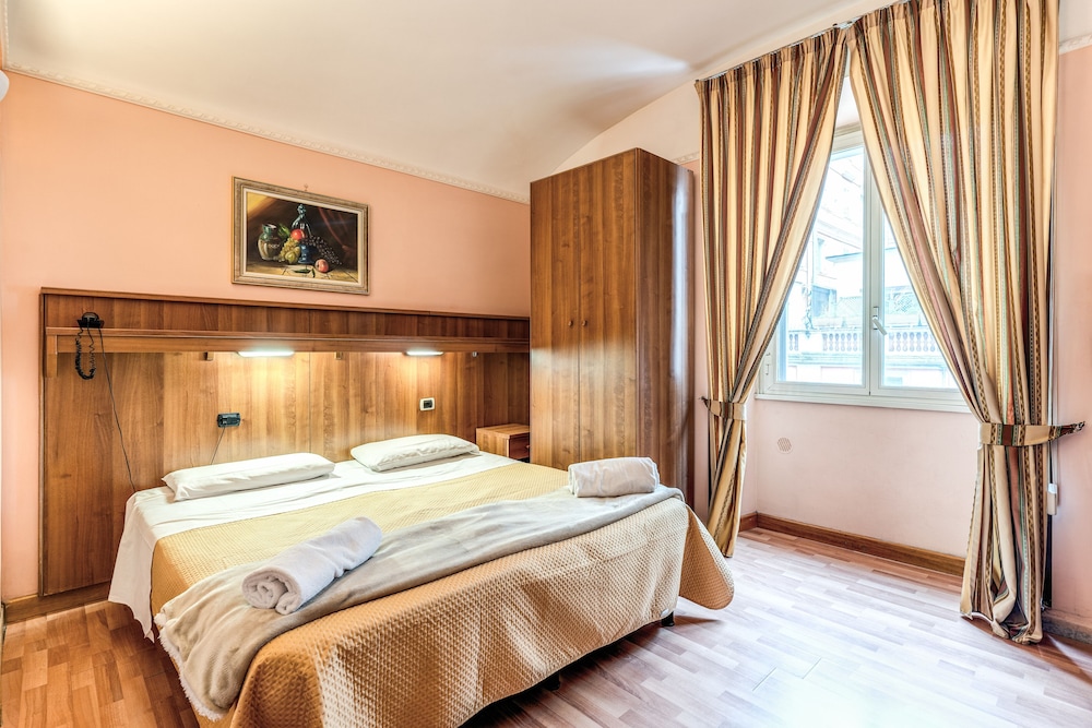 hotel altavilla rome
