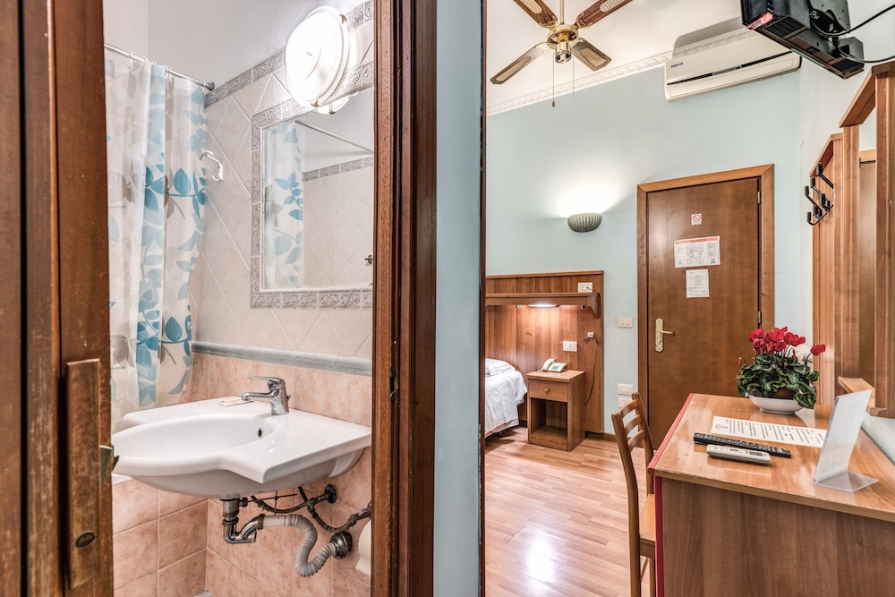 hotel altavilla rome