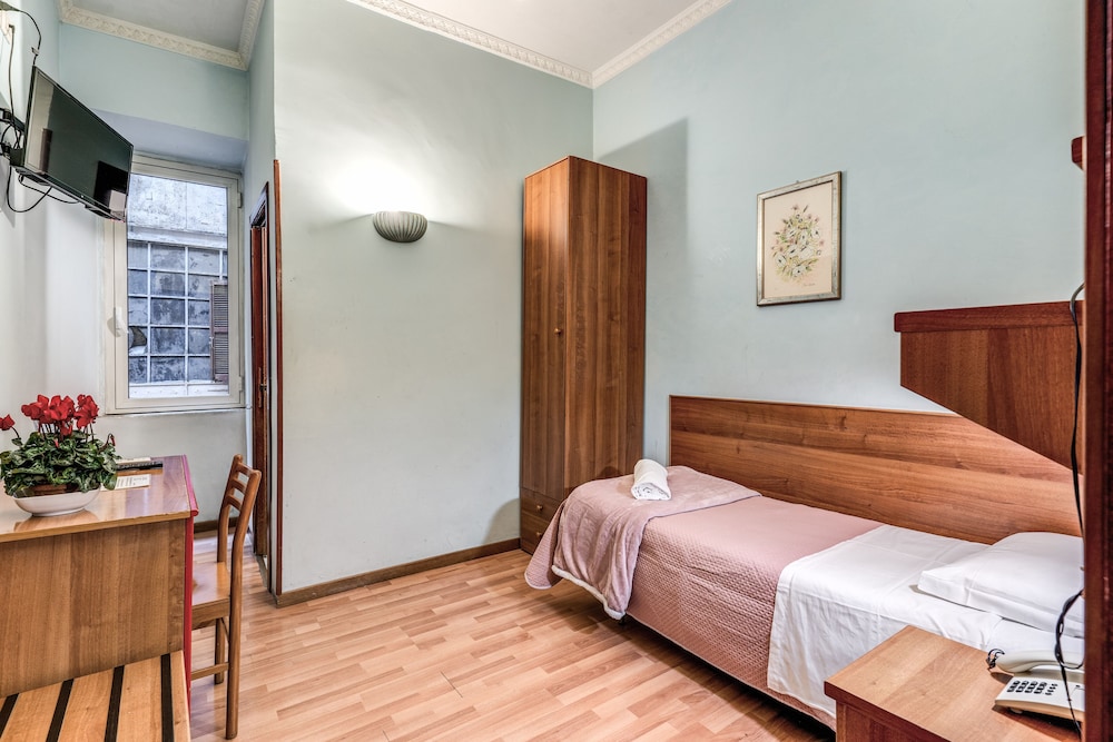 hotel altavilla rome