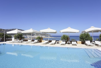 artina hotel