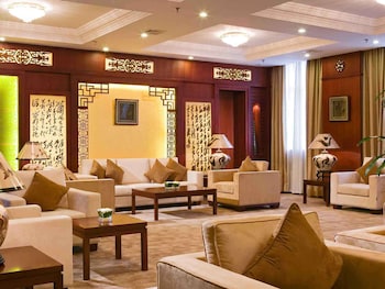 grand mercure xian on renmin square