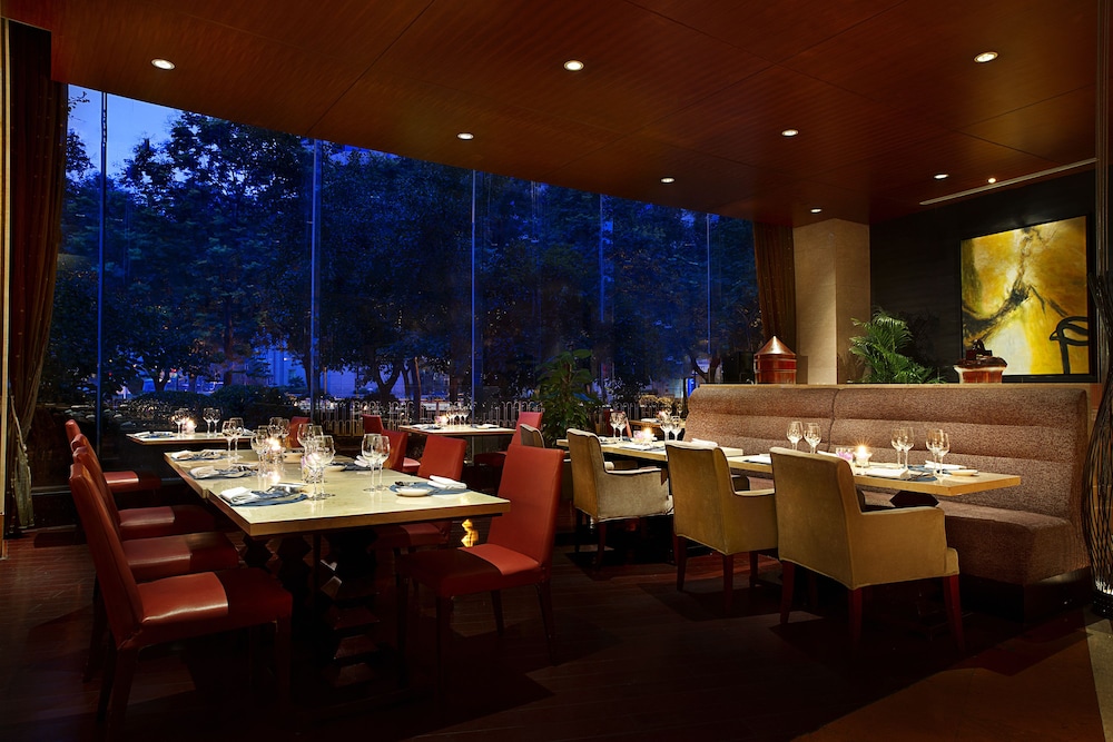 grand mercure xian on renmin square