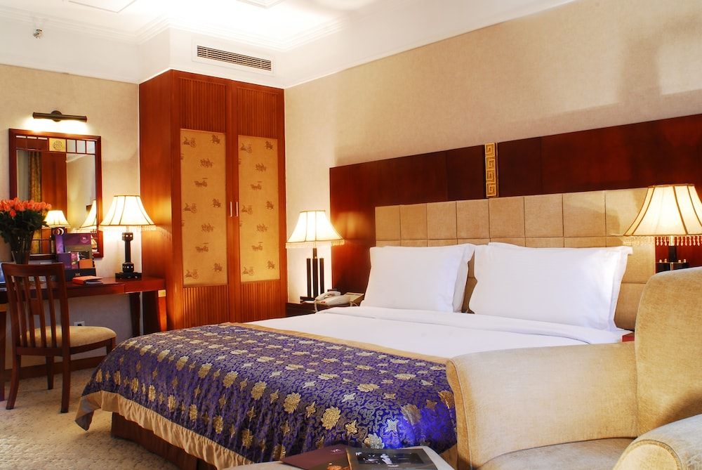 grand mercure xian on renmin square