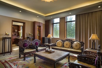 grand mercure xian on renmin square