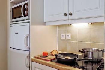 pierre and vacances residenz le hameau de la pinede