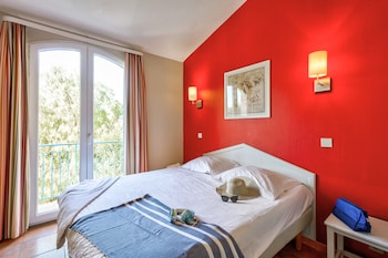 pierre and vacances residenz le hameau de la pinede